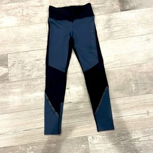 Never worn. Athletic leggings cold gear